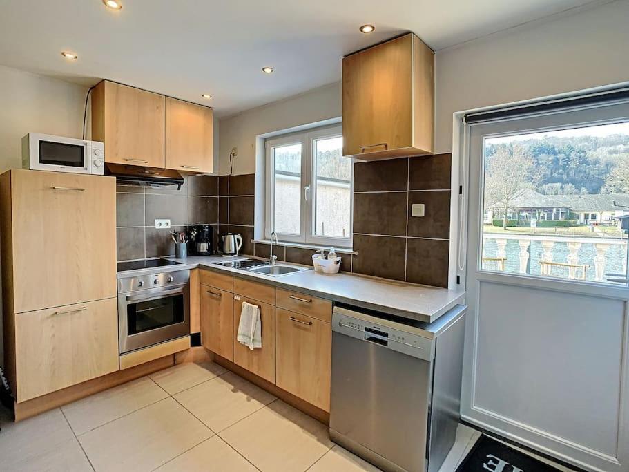 Vue Sur Meuse Avec Jacuzzi Et Sauna Exterieur. Yvoir Экстерьер фото