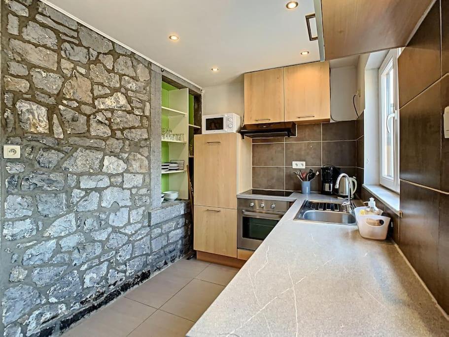 Vue Sur Meuse Avec Jacuzzi Et Sauna Exterieur. Yvoir Экстерьер фото